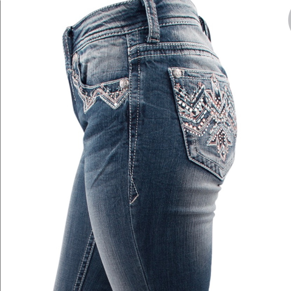 Jeans - Picture 1 of 6